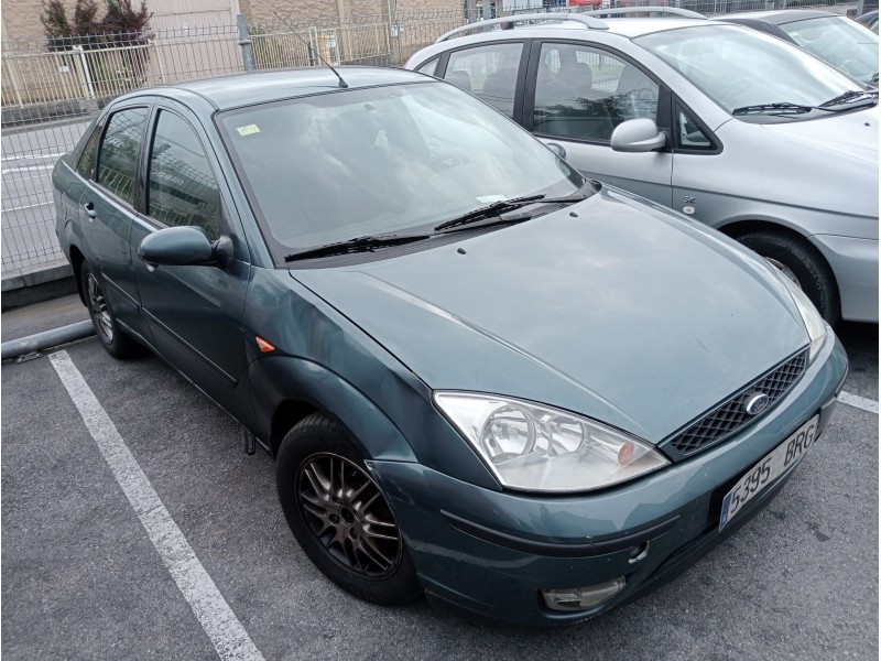 ford focus berlina (cak) del año 2001