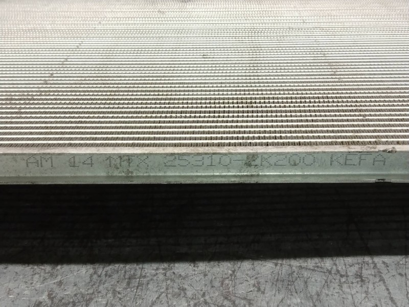 Recambio de radiador agua para kia soul diva referencia OEM IAM 253102K200  