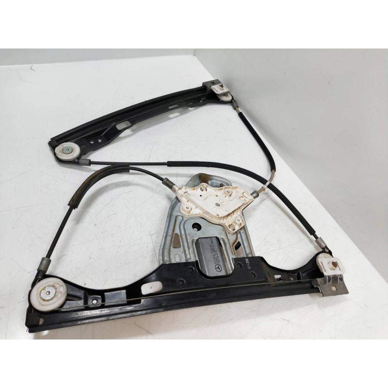 Recambio de elevalunas delantero derecho para mercedes clase c (w203) sportcoupe 2.2 cdi cat referencia OEM IAM A2208204542 1196