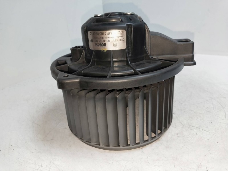 Recambio de motor calefaccion para toyota corolla verso (r1) 2.2 d-4d luna referencia OEM IAM MF0160700610 0130101601 