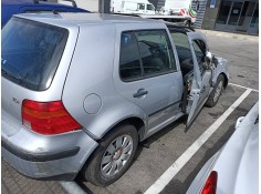 volkswagen golf iv berlina (1j1) del año 2002 2