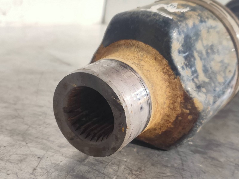 Recambio de transmision delantera izquierda para ssangyong kyron 200 xdi limited referencia OEM IAM   