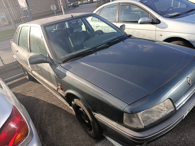renault 21 berlina (b/l48) del año 1992 renault 21 berlina (b/l48) del año 1992