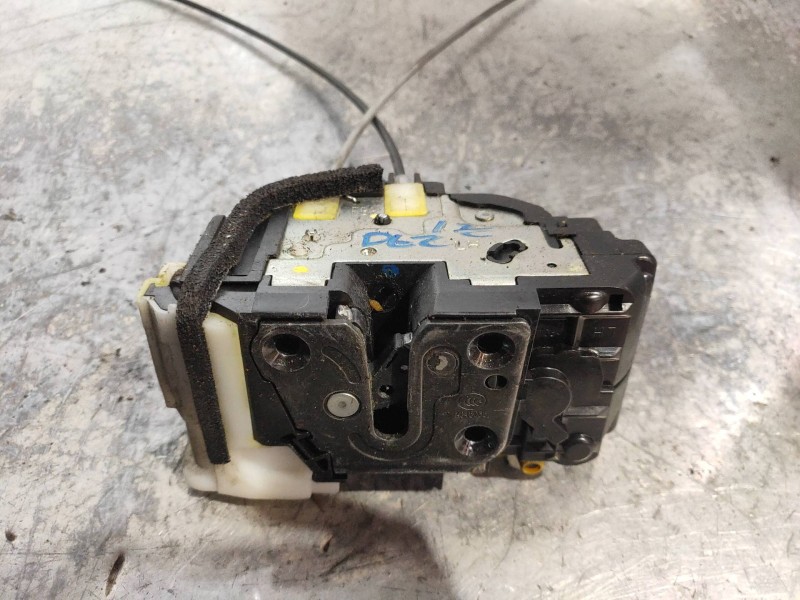 Recambio de motor cierre centralizado delantero izquierdo para hyundai i20 classic referencia OEM IAM  3P 