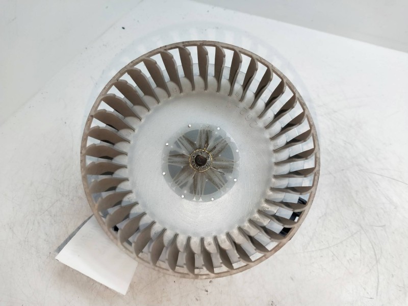 Recambio de motor calefaccion para toyota yaris (ncp1/nlp1/scp1) 1.0 cat referencia OEM IAM 194000121011B  