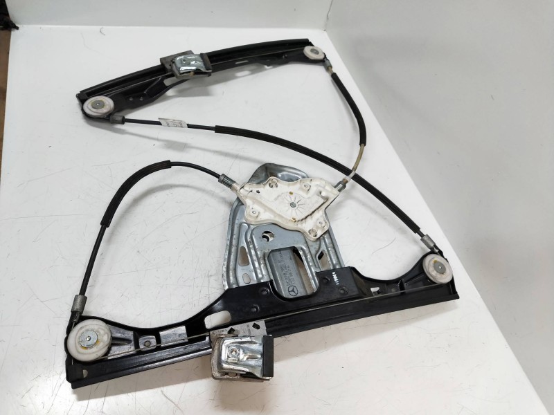Recambio de elevalunas delantero derecho para mercedes clase c (w203) sportcoupe 2.2 cdi cat referencia OEM IAM A2118201742 9905