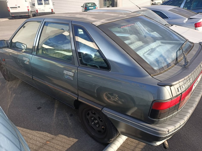 renault 21 berlina (b/l48) del año 1992 renault 21 berlina (b/l48) del año 1992