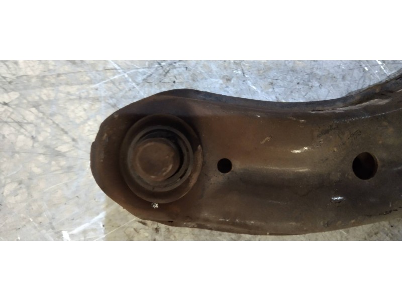 Recambio de brazo suspension inferior delantero izquierdo para nissan almera (n16/e) acenta referencia OEM IAM   