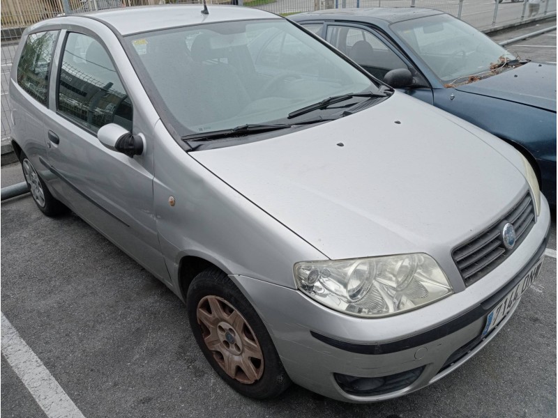 fiat punto berlina (188) del año 2005