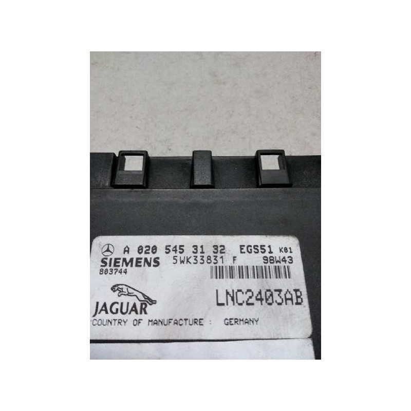 Recambio de centralita cambio automatico para jaguar xj 4.0 v8 32v cat referencia OEM IAM 5WK33831F A0205453132 LNC2403AB
