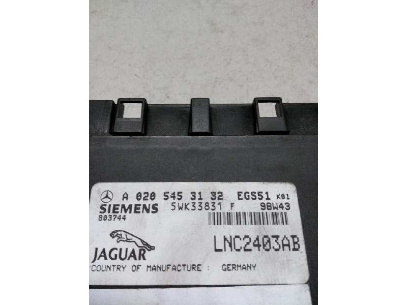 Recambio de centralita cambio automatico para jaguar xj 4.0 v8 32v cat referencia OEM IAM 5WK33831F A0205453132 LNC2403AB