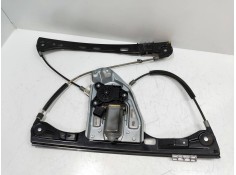 Recambio de elevalunas delantero derecho para mercedes clase c (w203) berlina referencia OEM IAM A2208204542 119650105 4P