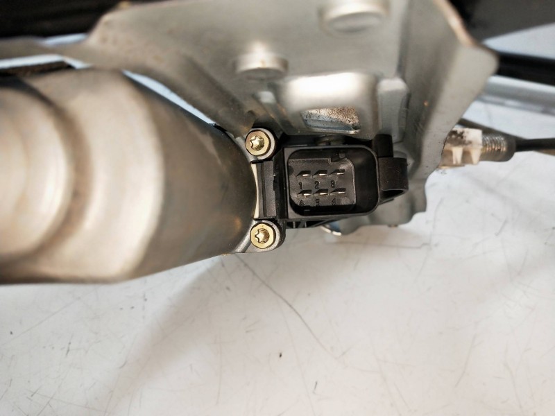 Recambio de elevalunas delantero derecho para mercedes clase c (w203) berlina referencia OEM IAM A2208204542 119650105 4P