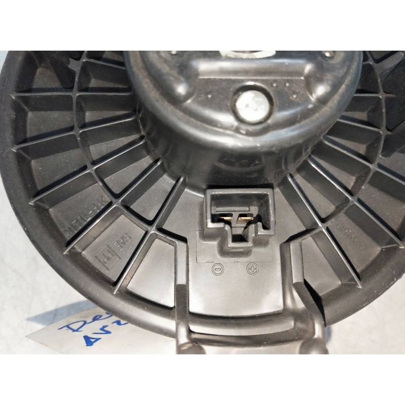 Recambio de motor calefaccion para toyota yaris (ncp1/nlp1/scp1) 1.4 turbodiesel cat referencia OEM IAM AV2727000311  