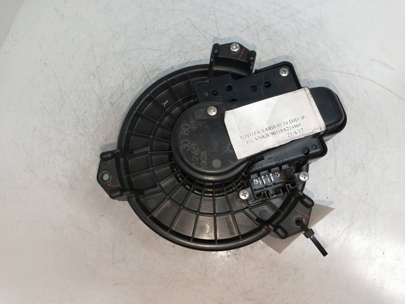 Recambio de motor calefaccion para toyota yaris 1.4 turbodiesel cat referencia OEM IAM   