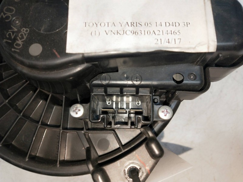 Recambio de motor calefaccion para toyota yaris 1.4 turbodiesel cat referencia OEM IAM   