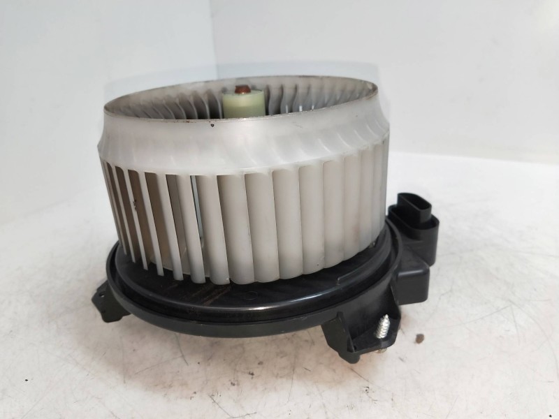 Recambio de motor calefaccion para toyota yaris 1.4 turbodiesel cat referencia OEM IAM   