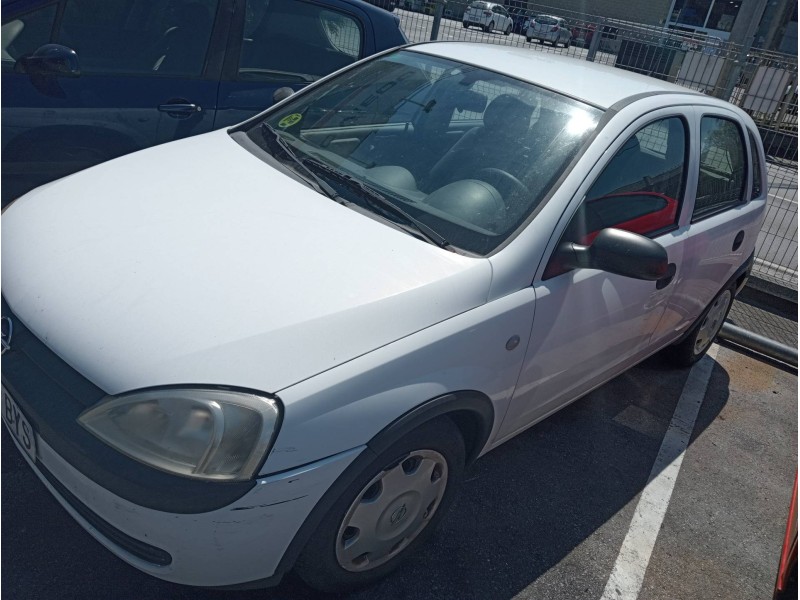 opel corsa c del año 2002