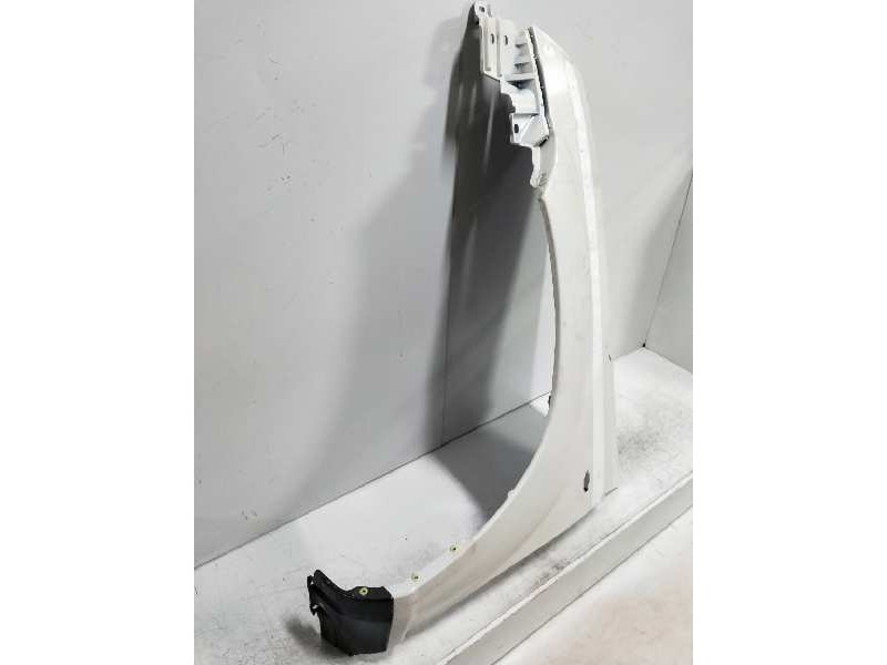 Recambio de aleta delantera izquierda para nissan x-trail (t30) comfort referencia OEM IAM   