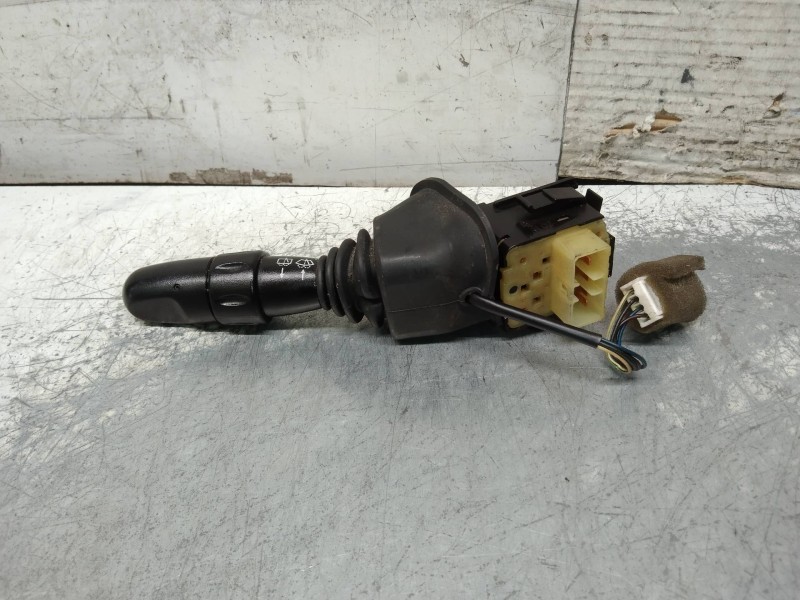 Recambio de mando limpia para chevrolet lacetti se referencia OEM IAM 96552843 52133A1000 