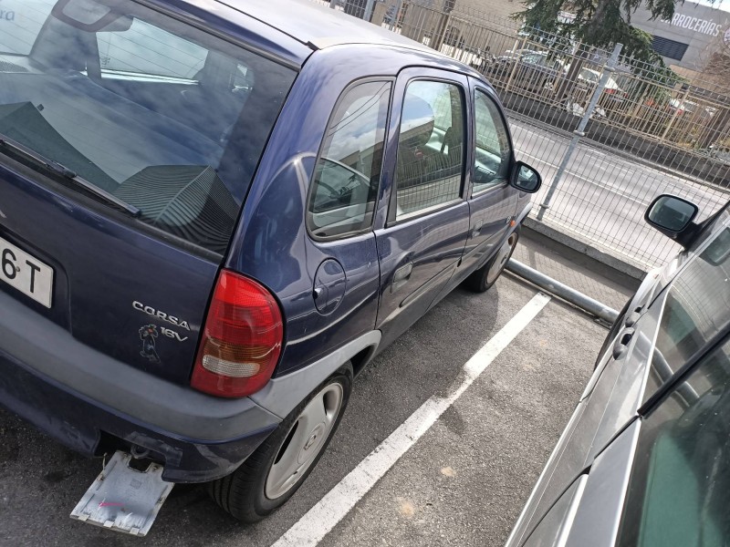 opel corsa b del año 1998