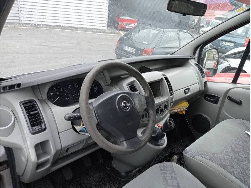 opel vivaro del año 2003