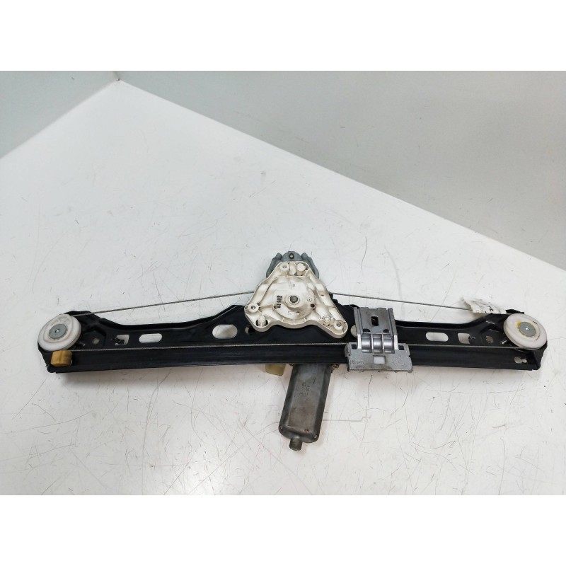 Recambio de elevalunas trasero izquierdo para mercedes clase c (w203) familiar 2.2 cdi cat referencia OEM IAM A2038202942  5P R