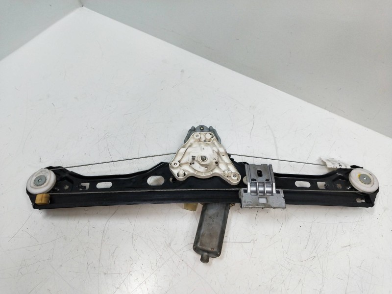 Recambio de elevalunas trasero izquierdo para mercedes clase c (w203) familiar 2.2 cdi cat referencia OEM IAM A2038202942  5P R