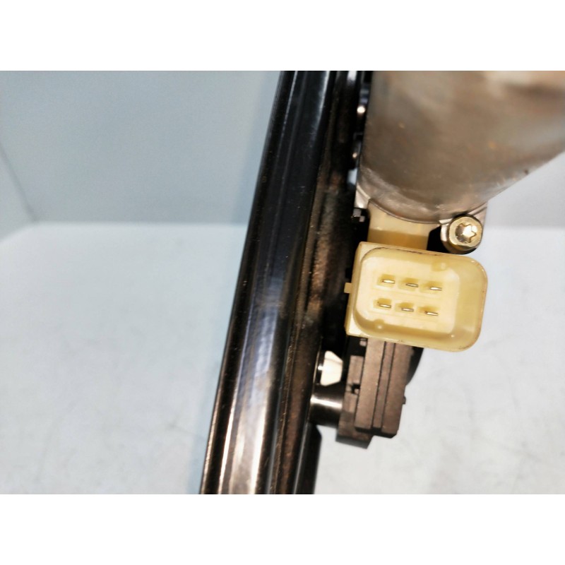 Recambio de elevalunas trasero izquierdo para mercedes clase c (w203) familiar 2.2 cdi cat referencia OEM IAM A2038202942  5P R