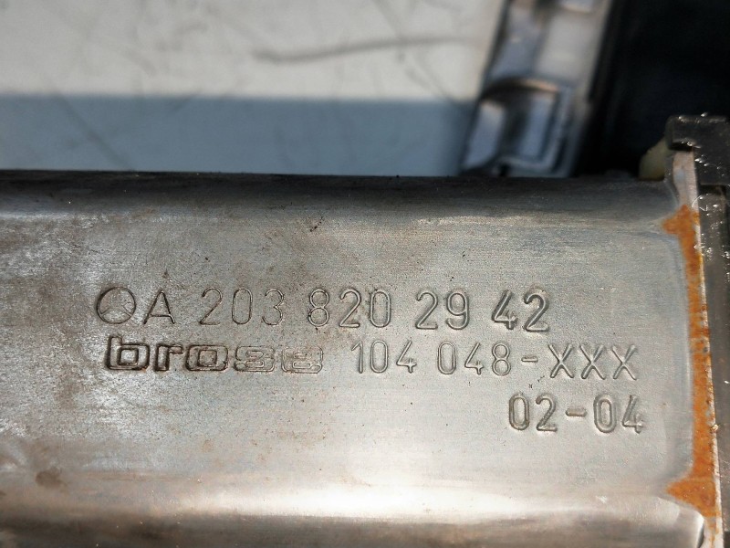 Recambio de elevalunas trasero izquierdo para mercedes clase c (w203) familiar 2.2 cdi cat referencia OEM IAM A2038202942  5P R