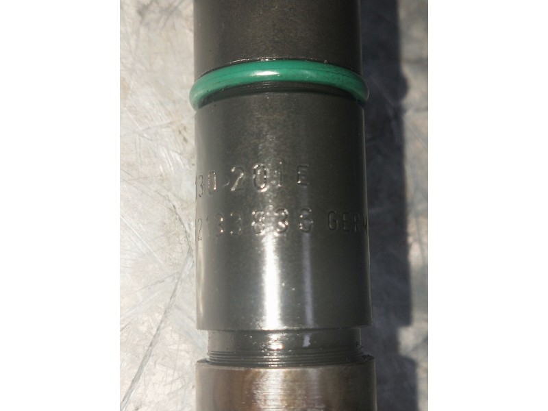 Recambio de inyector para audi a6 avant (4b5) 2.5 tdi quattro referencia OEM IAM 0432133836 059130201E 