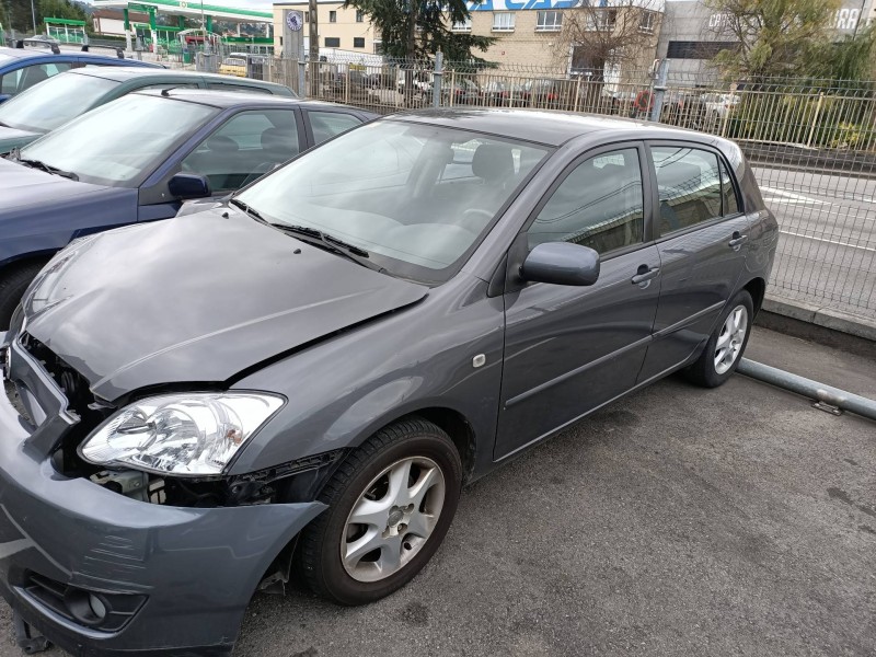 toyota corolla (e12) del año 2006