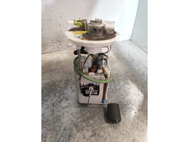 Recambio de bomba combustible para hyundai i20 classic referencia OEM IAM 311101J000  