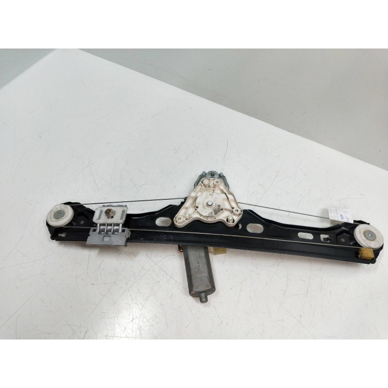 Recambio de elevalunas trasero derecho para mercedes clase c (w203) familiar c 220 t cdi (203.206) referencia OEM IAM A203820304