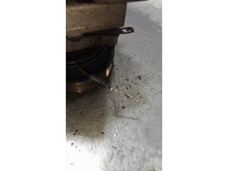 Recambio de compresor aire acondicionado para kia opirus básico referencia OEM IAM F500CAWBA07  