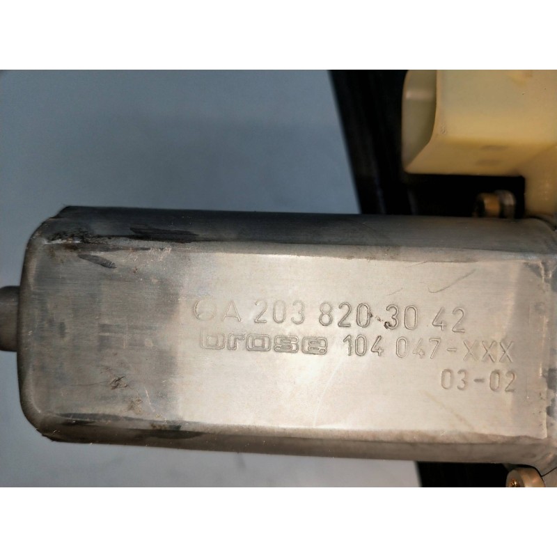 Recambio de elevalunas trasero derecho para mercedes clase c (w203) familiar c 220 t cdi (203.206) referencia OEM IAM A203820304