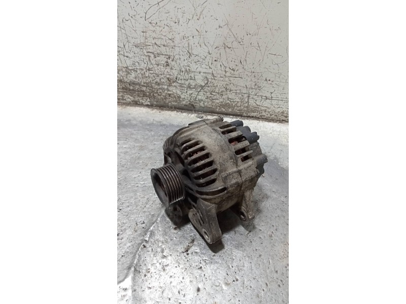 Recambio de alternador para kia opirus básico referencia OEM IAM 3730039405 2655485 
