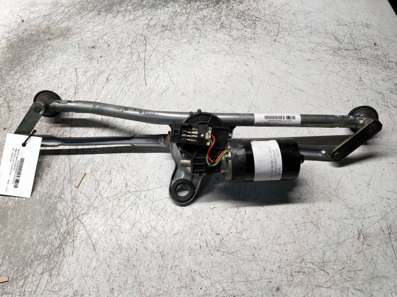 Recambio de motor limpia delantero para bmw serie 3 coupe (e46) 318 ci referencia OEM IAM 0390241355 67638362155 