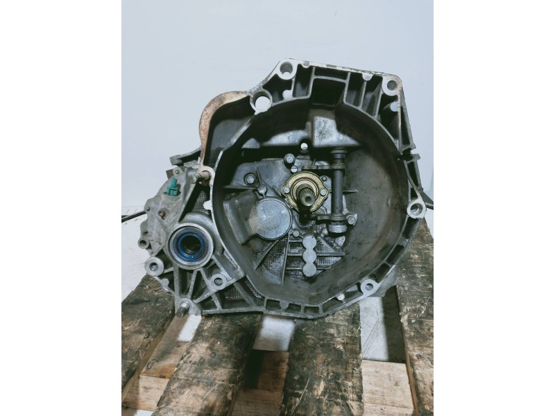 Recambio de caja cambios para fiat punto berlina (188) 1.3 16v sound/speed multijet referencia OEM IAM 9559624  