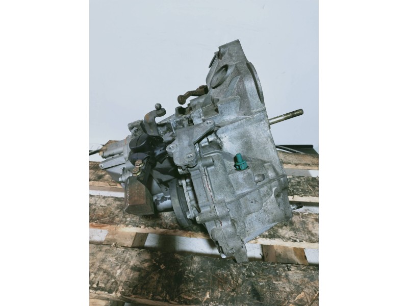 Recambio de caja cambios para fiat punto berlina (188) 1.3 16v sound/speed multijet referencia OEM IAM 9559624  