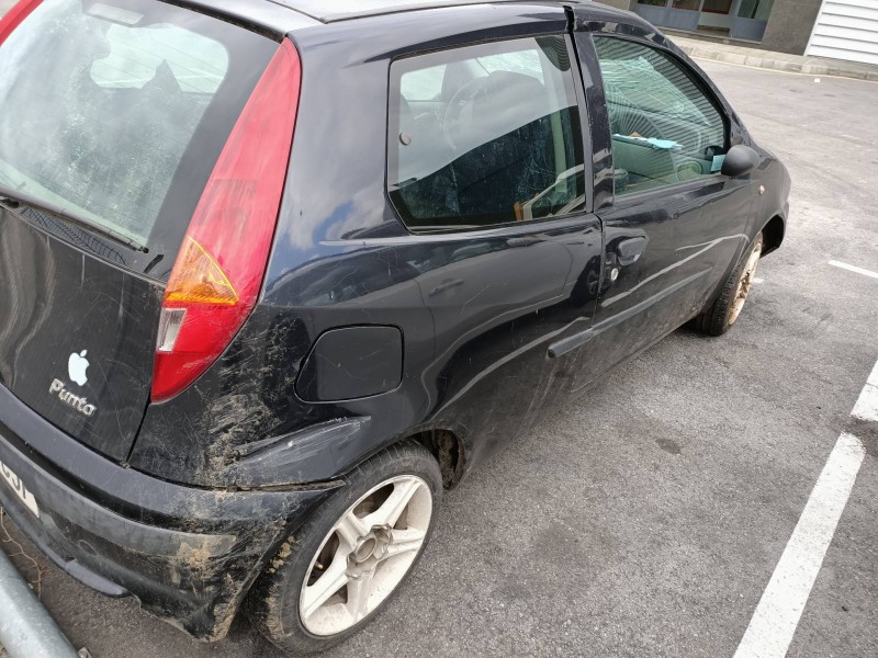 fiat punto berlina (188) del año 2003
