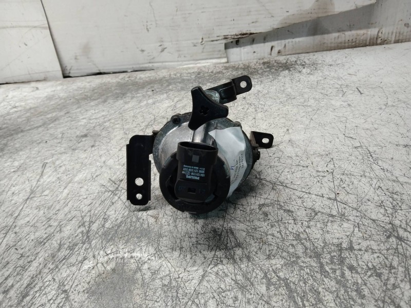 Recambio de faro antiniebla derecho para kia cee´d emotion referencia OEM IAM   