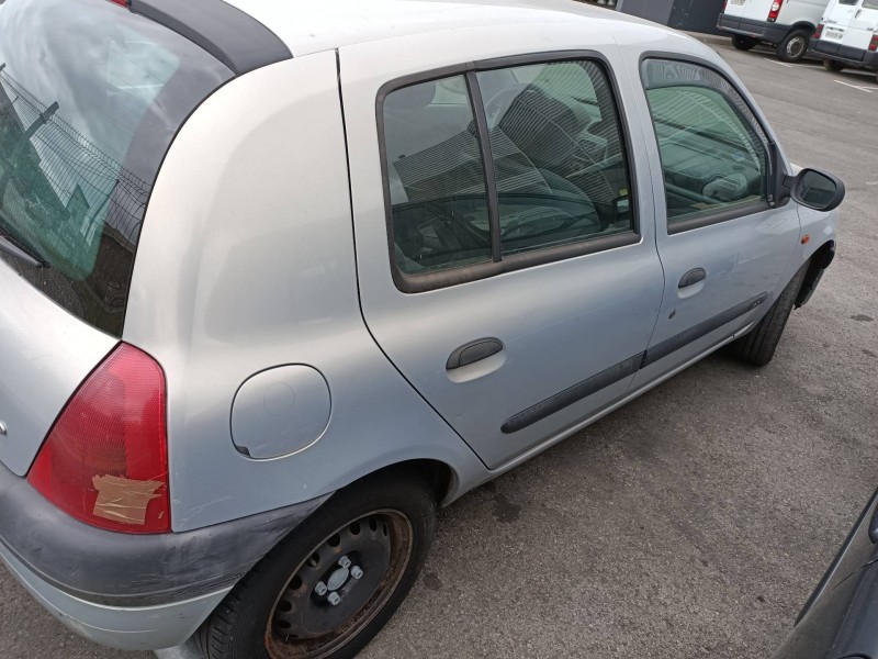 renault clio ii fase i (b/cbo) del año 2000