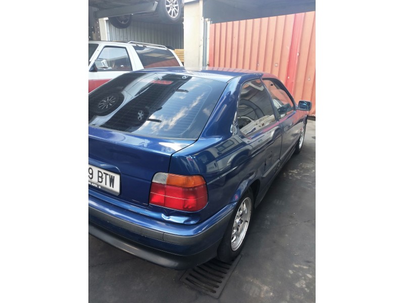 bmw serie 3 compacto (e36) del año 1998