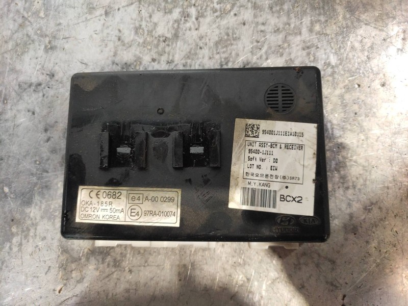 Recambio de modulo electronico para hyundai i20 classic referencia OEM IAM 954001J111  