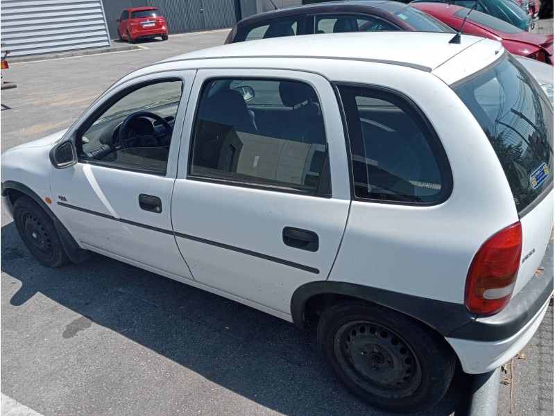 opel corsa b del año 1997 opel corsa b del año 1997