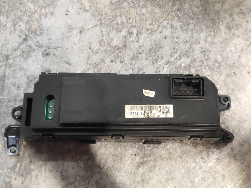 Recambio de pantalla multifuncion para hyundai i20 classic referencia OEM IAM 941011J001 12000004321U 
