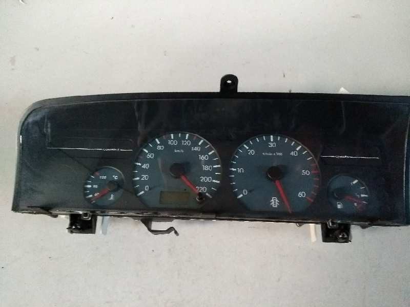 Recambio de cuadro instrumentos para citroen xantia berlina 1.9 turbodiesel referencia OEM IAM 9634924180 K00 216523452 Recambio de cuadro instrumentos para citroen xantia berlina 1.9 turbodiesel referencia OEM IAM 9634924180 K00 216523452