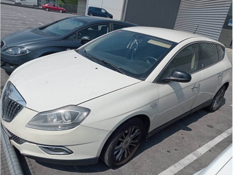 lancia delta (181) del año 2010