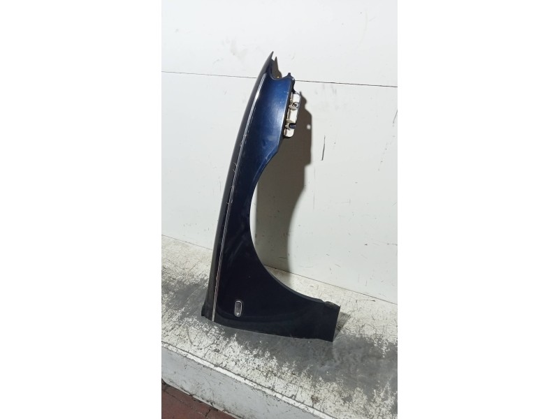Recambio de aleta delantera derecha para mg rover serie 75 (rj) 2.0 cdti classic referencia OEM IAM   